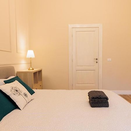 Cozy Apartment In The Historical City Center Τιμισοάρα Εξωτερικό φωτογραφία